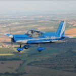 Létání je cool. Je těžké stát se pilotem?