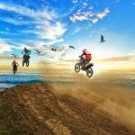 Jezdíte motocross? A máte vše, co mít musíte?
