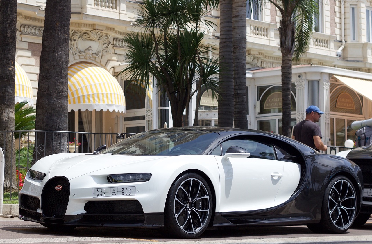 Sportovní vůz Bugatti Chiron a jeho parametry