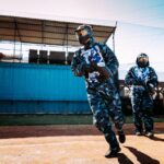 Teambuilding v Praze, který nastartuje tým i náladu? Paintball vás dostane do hry