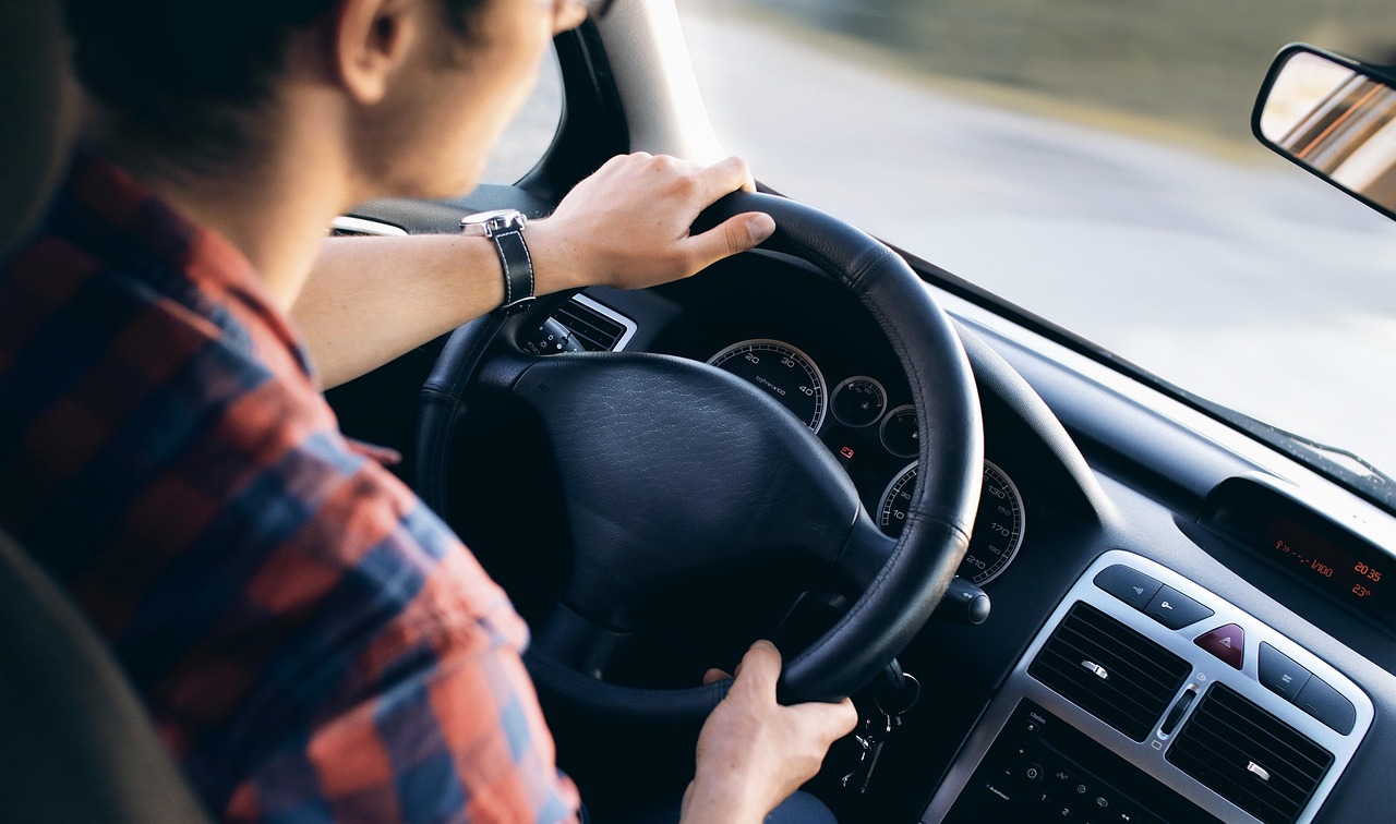 Přijdete o řidičák raz dva? Situace, kvůli kterým můžete ztratit řidičské oprávnění Přijdete o řidičák raz dva? Situace, kvůli kterým můžete ztratit řidičské oprávnění